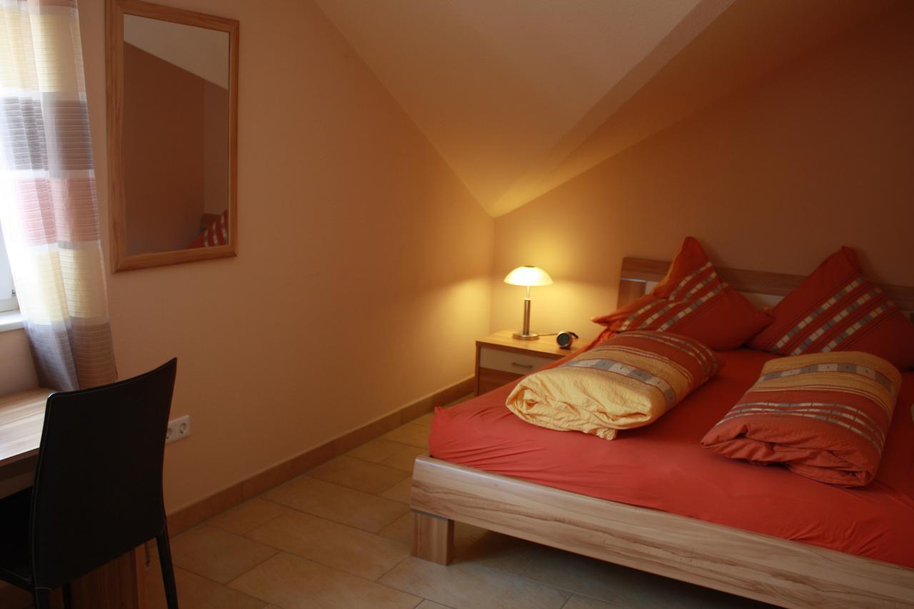 Ferienhaus Trimmisch Ediger-Eller Bagian luar foto